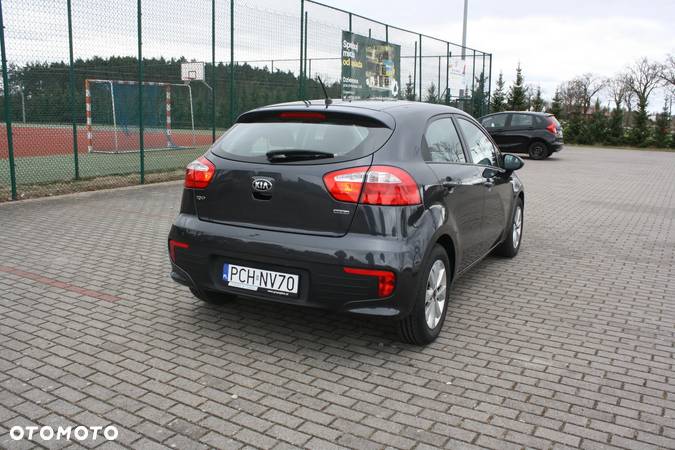 Kia Rio - 7