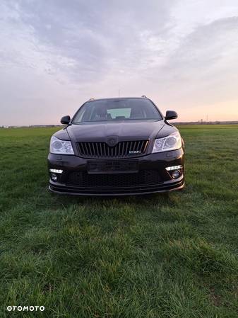 Skoda Octavia Combi 2.0 TDI CR DPF RS - 6