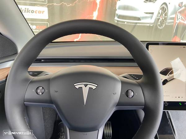 Tesla Model Y Performance Tração Integral - 12