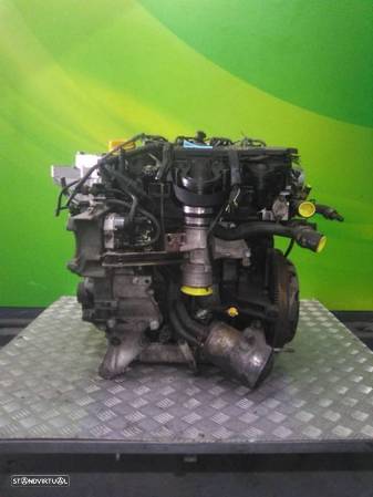 Motor Nissan Interstar 2.5 CDi de 2005 G9T710 - 1