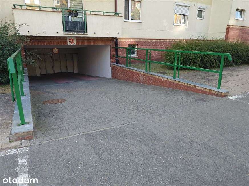 Komfortowe miejsce w hali garażowej Stare Żegrze 136-141 - Pełny obrazek: 4/4