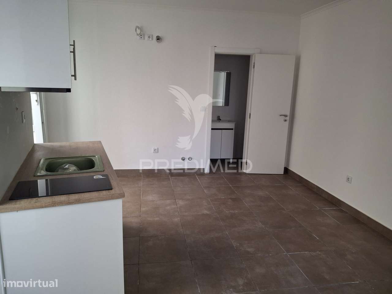 T0 no centro histórico para arrendamento. - Grande imagem: 4/7