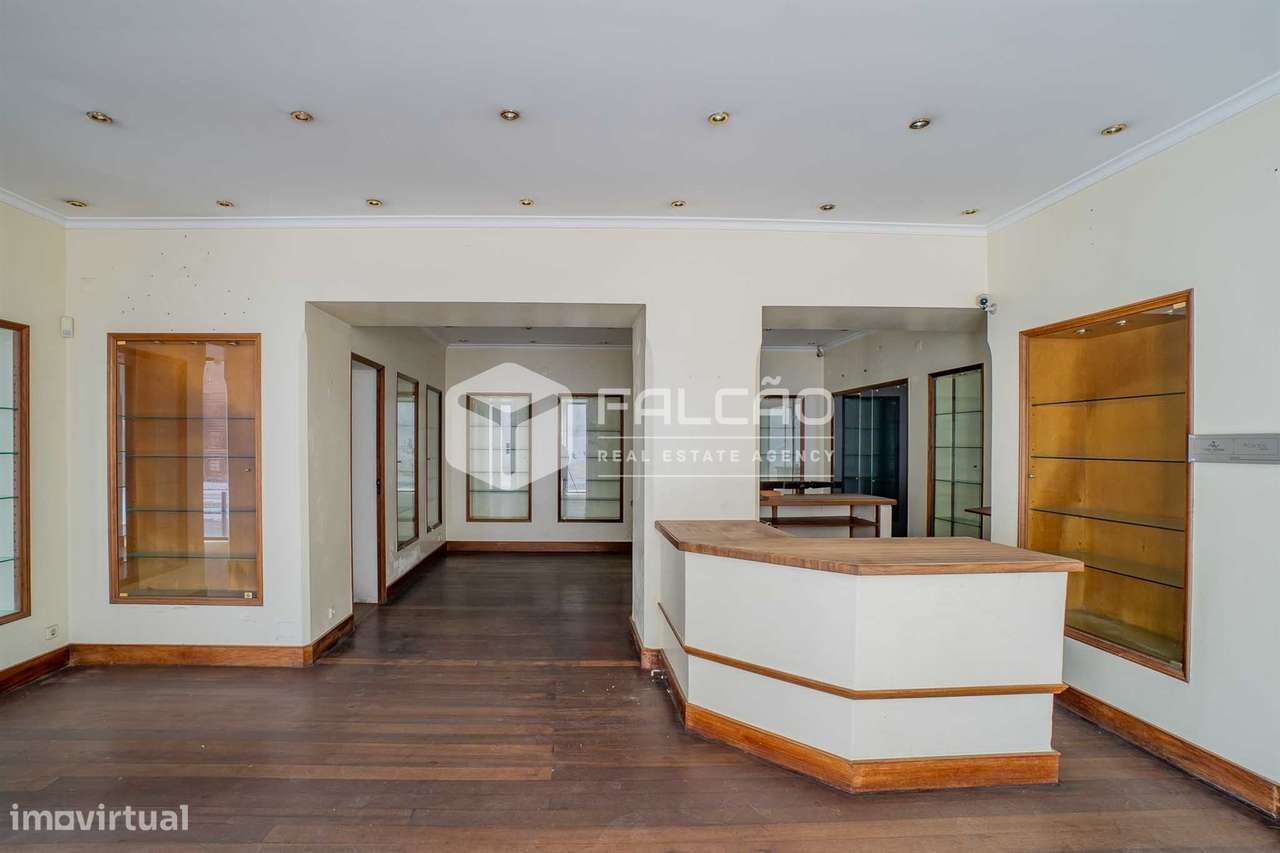 Loja T7+3 Arrendamento em Santarém (Marvila), Santa Iria da Ribeira de - Grande imagem: 5/34