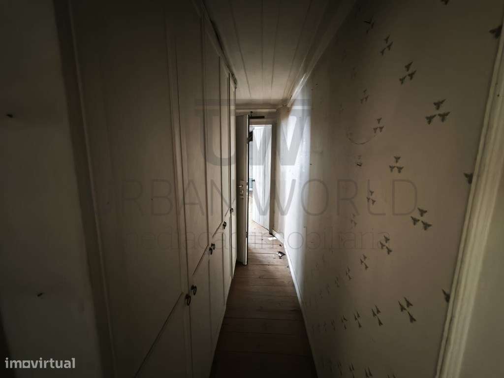 Prédio P/ Recuperar, Estrela - Lisboa, 398m2-36