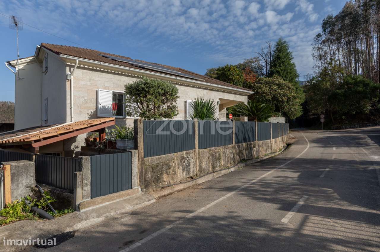 Moradia T4+2 em Paradela - Grande imagem: 4/42