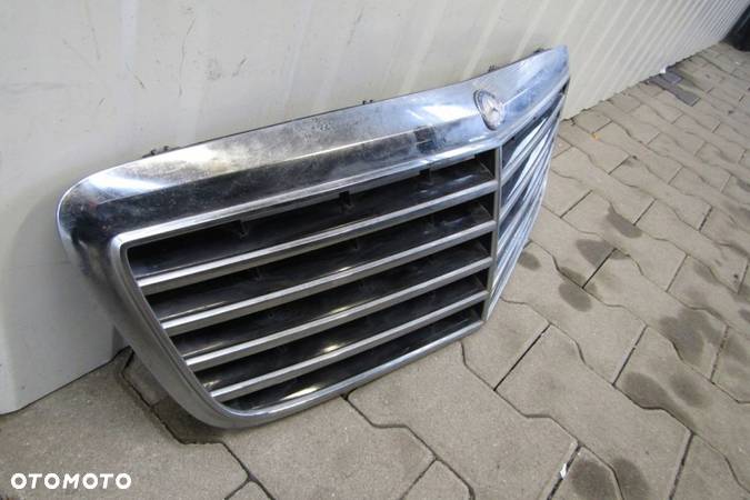 Grill atrapa przód Mercedes E KLASA 211 06-09 LIFT - 3