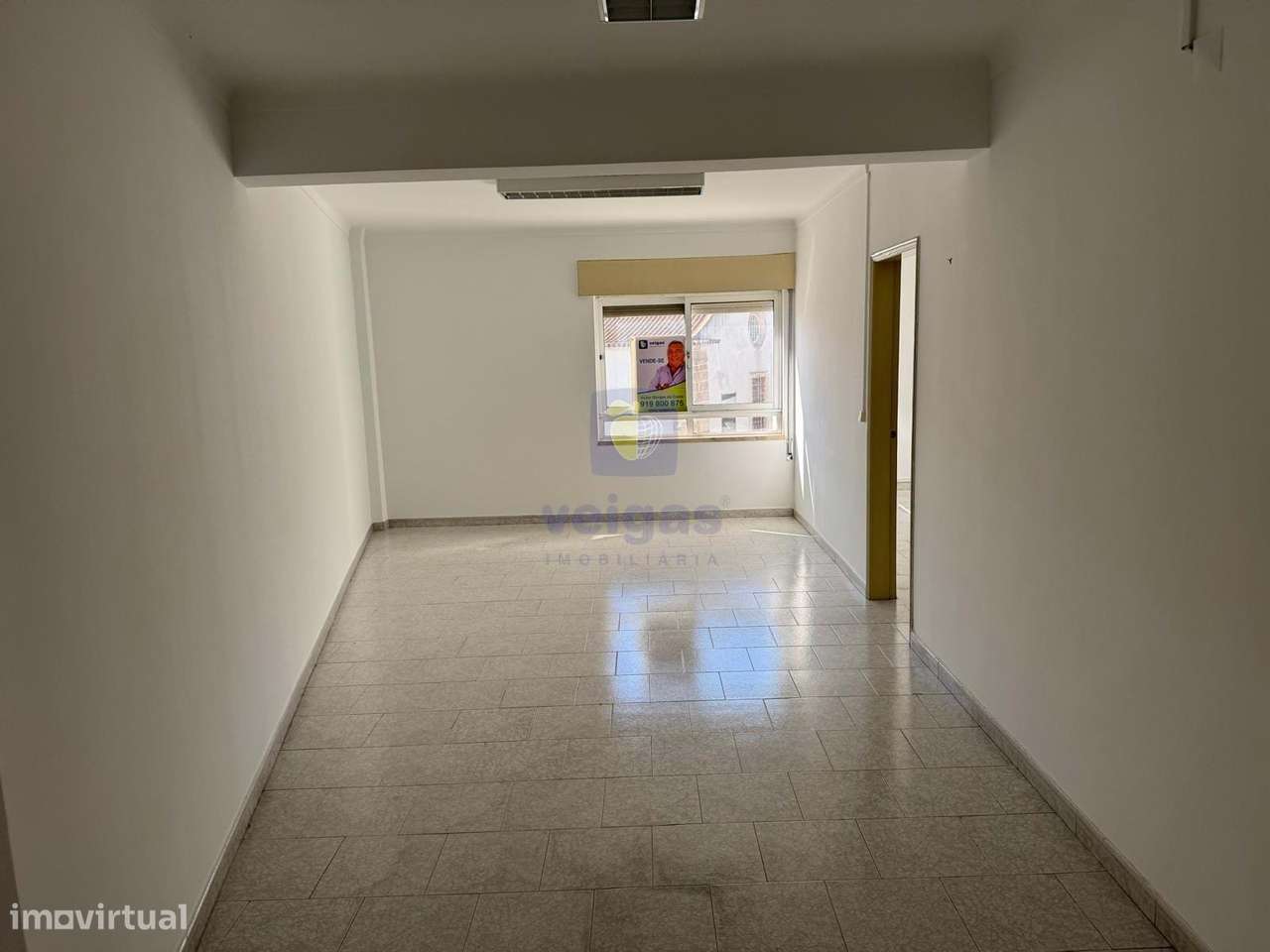 Escritório - Centro de Santarém - Grande imagem: 2/18