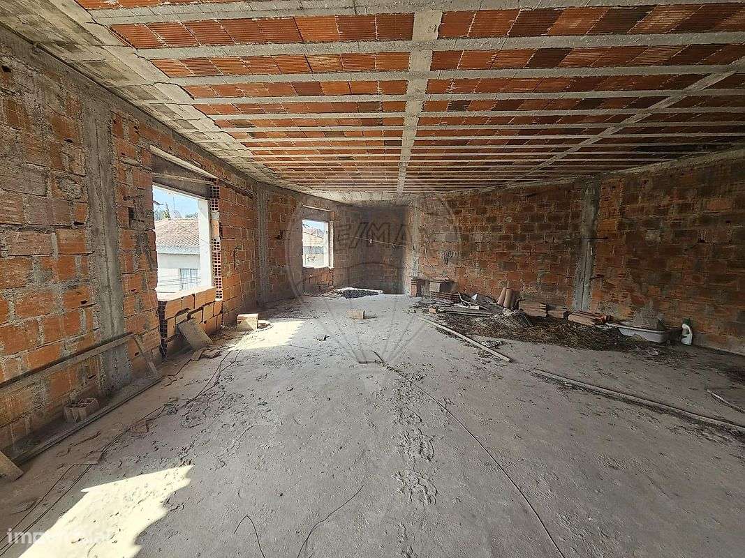 Moradia T2 para venda - Grande imagem: 4/8