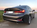 BMW Seria 3 320d xDrive Luxury Line - 11