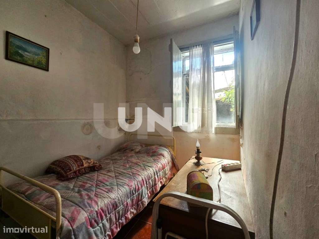 Prédio Urbano - Pleno Centro da Cidade de Viseu-33