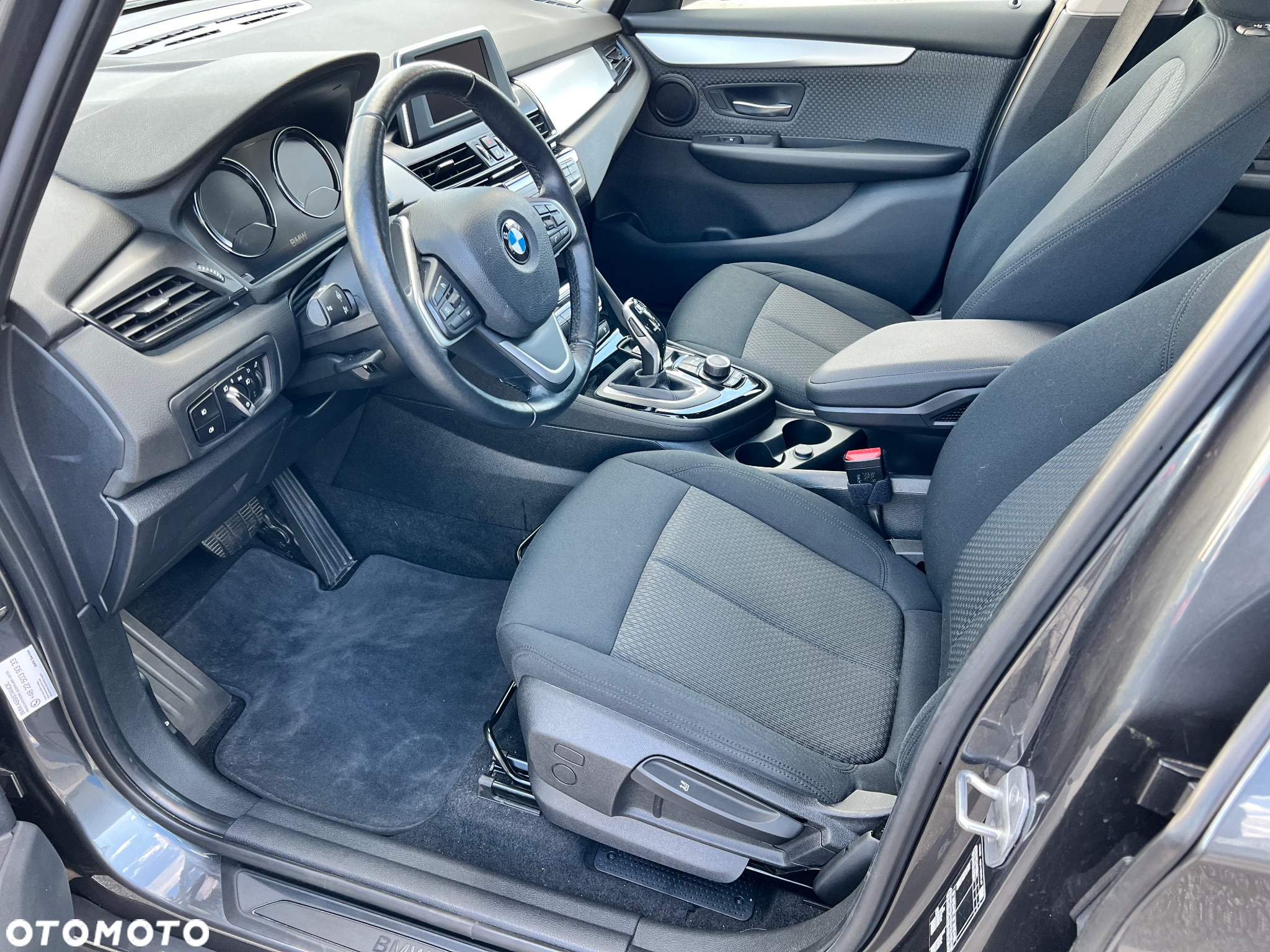 BMW Seria 2 218d Advantage - 5