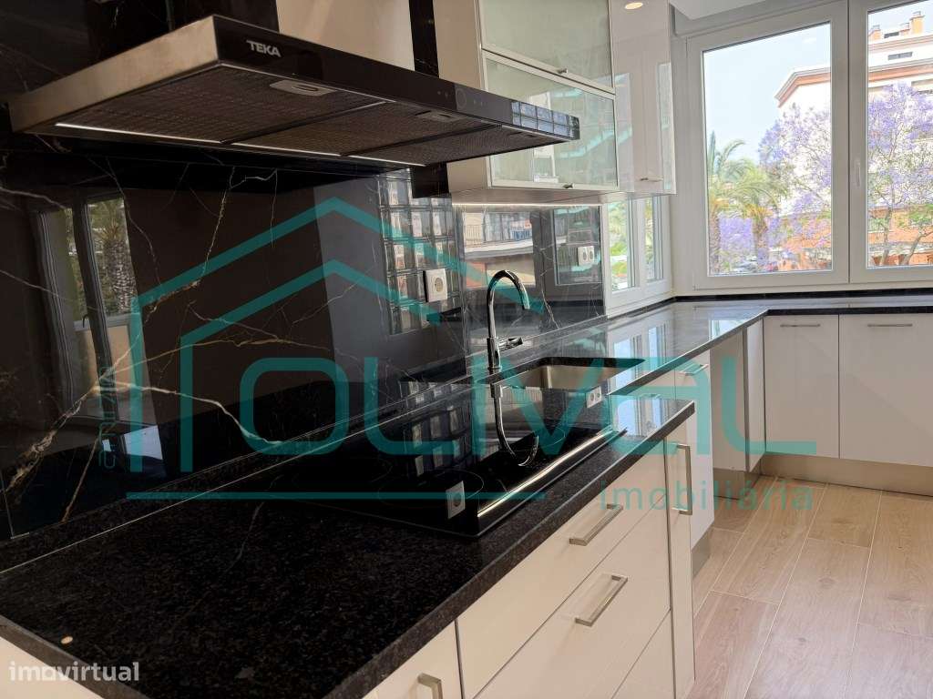 Alverca apartamento de Tipologia T3 totalmente renovado-7