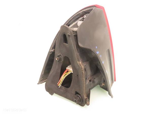 LAMPA PRAWA TYLNA CITROEN C5 I 89034070 - 3