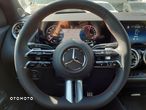 Mercedes-Benz GLA - 12