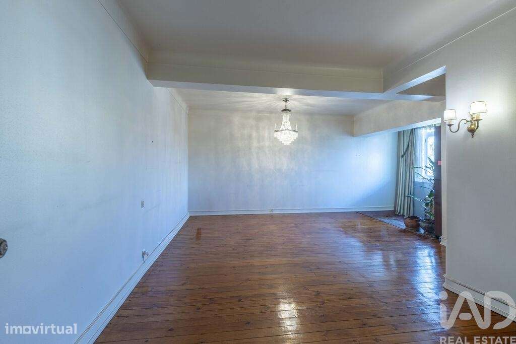 Apartamento T4 em Areeiro de 118 m2 - Grande imagem: 4/26