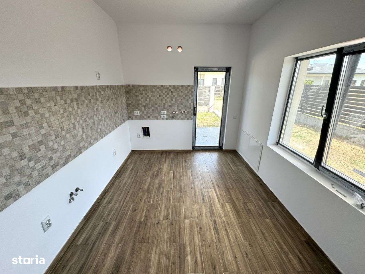 CANALIZARE! 2 BAI!Incalzire in pardoseala!Casa Valea Ursului-Vorovesti - Imagine principală: 3/7