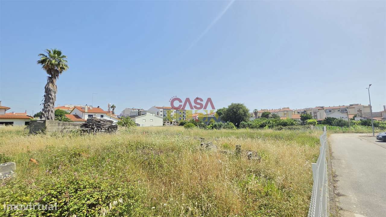 Terreno Para Construção T3 Venda em Nossa Senhora de Fátima,Entroncame-13
