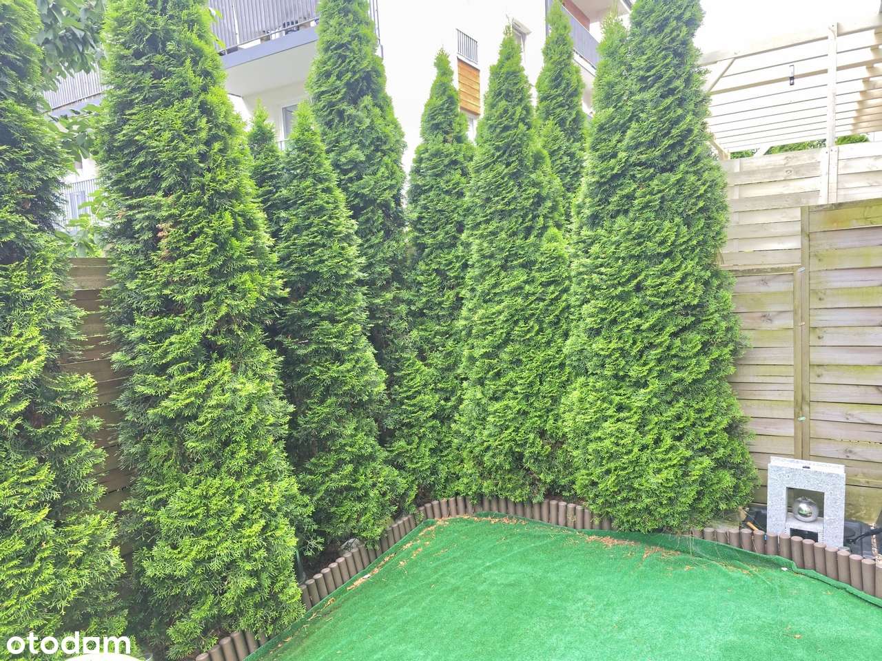 Świetne mieszkanie w spokojnej okolicy z OGRÓDKIEM-5