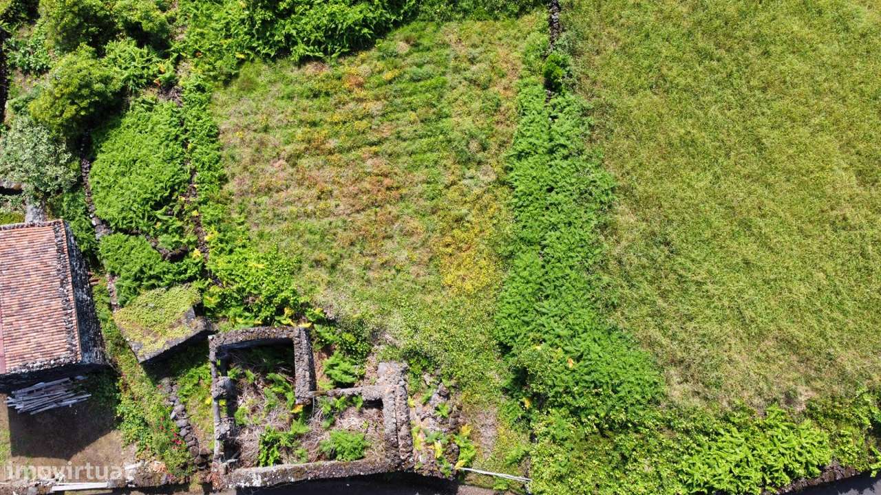 Ruína com Potencial Turístico e Vistas Deslumbrantes na Ilha do Pico-13