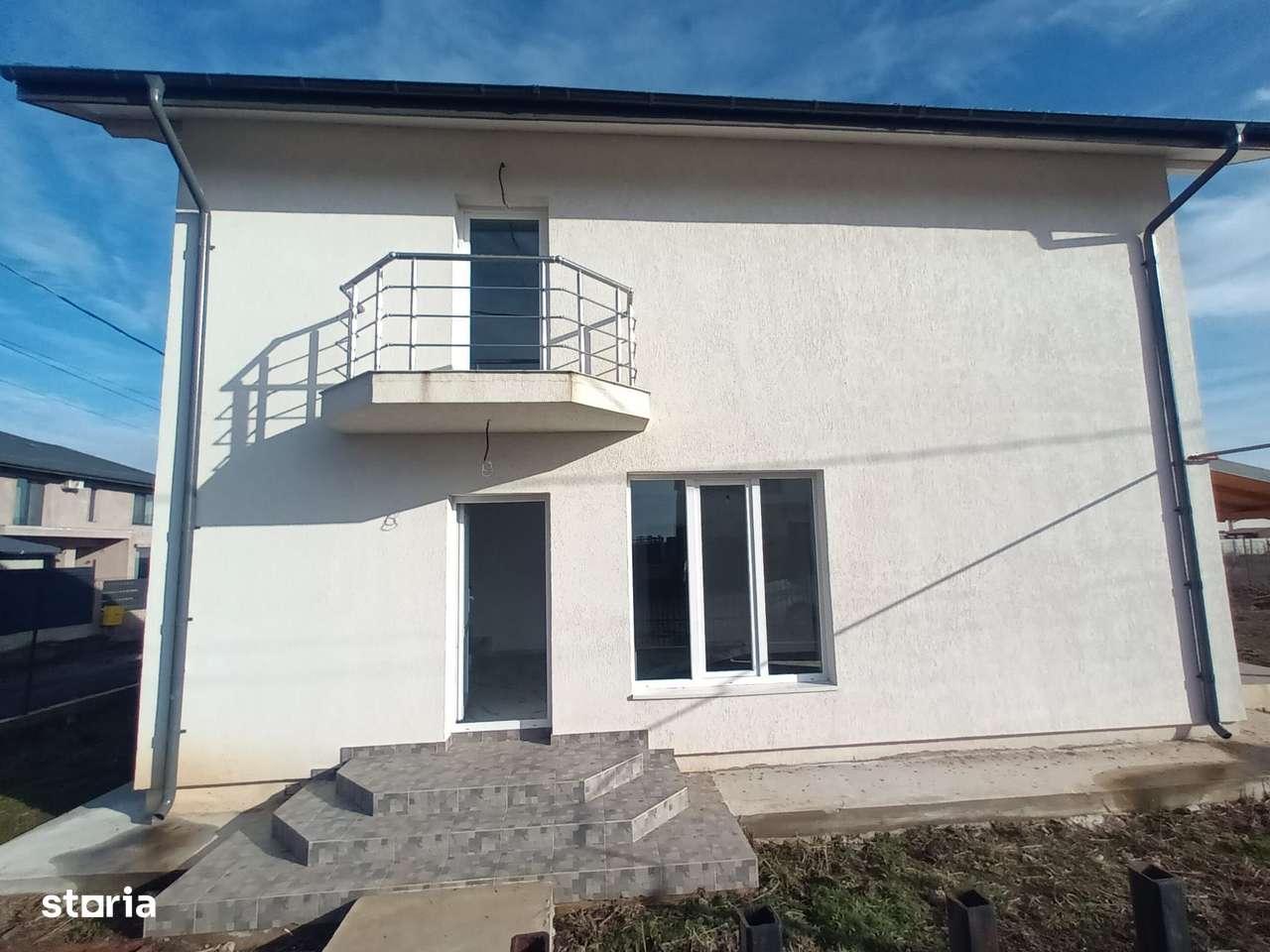 Casă individuală 5 camere, gata de mutare, 468 mp teren, asfalt - Imagine principală: 2/15