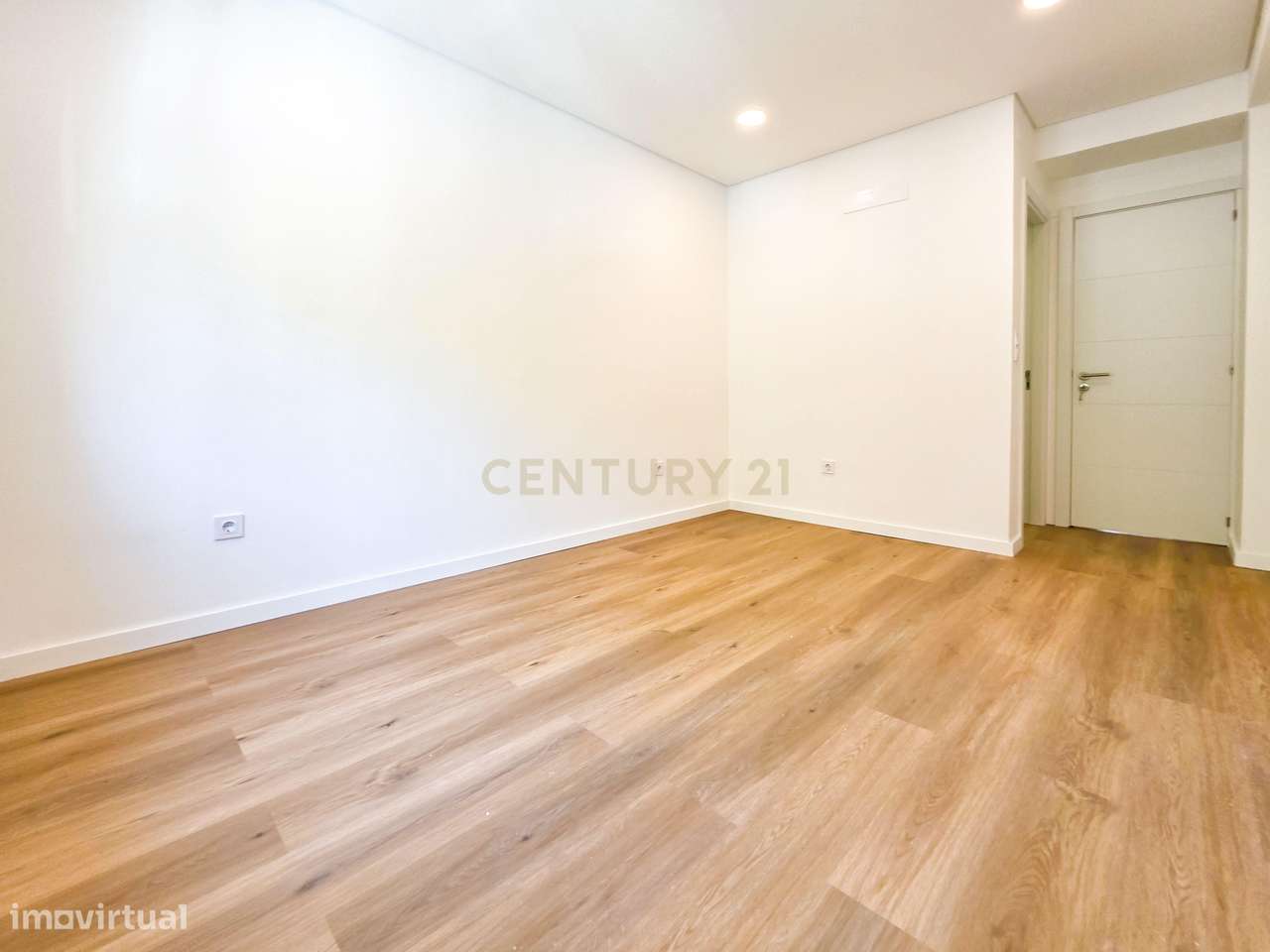 Apartamento Luxuoso em Póvoa de Santa Iria, Vila Franca de Xira-32