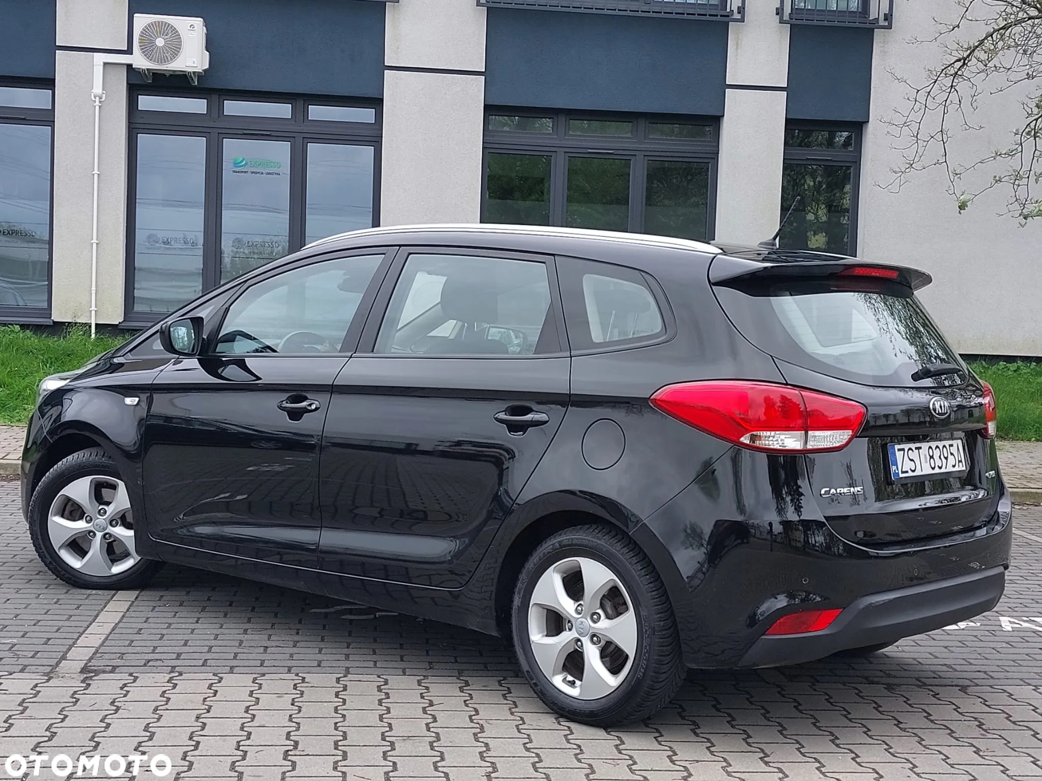 Kia Carens 1.7 CRDi L 7os - 20