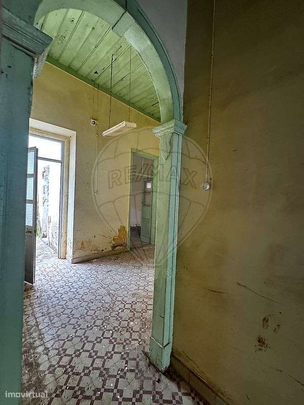 Moradia T4 para venda-12