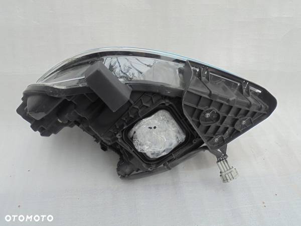 MERCEDES X-KLASA PRAWY FULL LED A4709060900 SLASK - 3