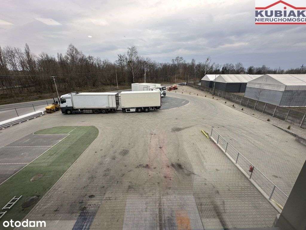 Parking Tir/ Bus / Autobus / Dostawcze blisko A2. - Pełny obrazek: 4/5