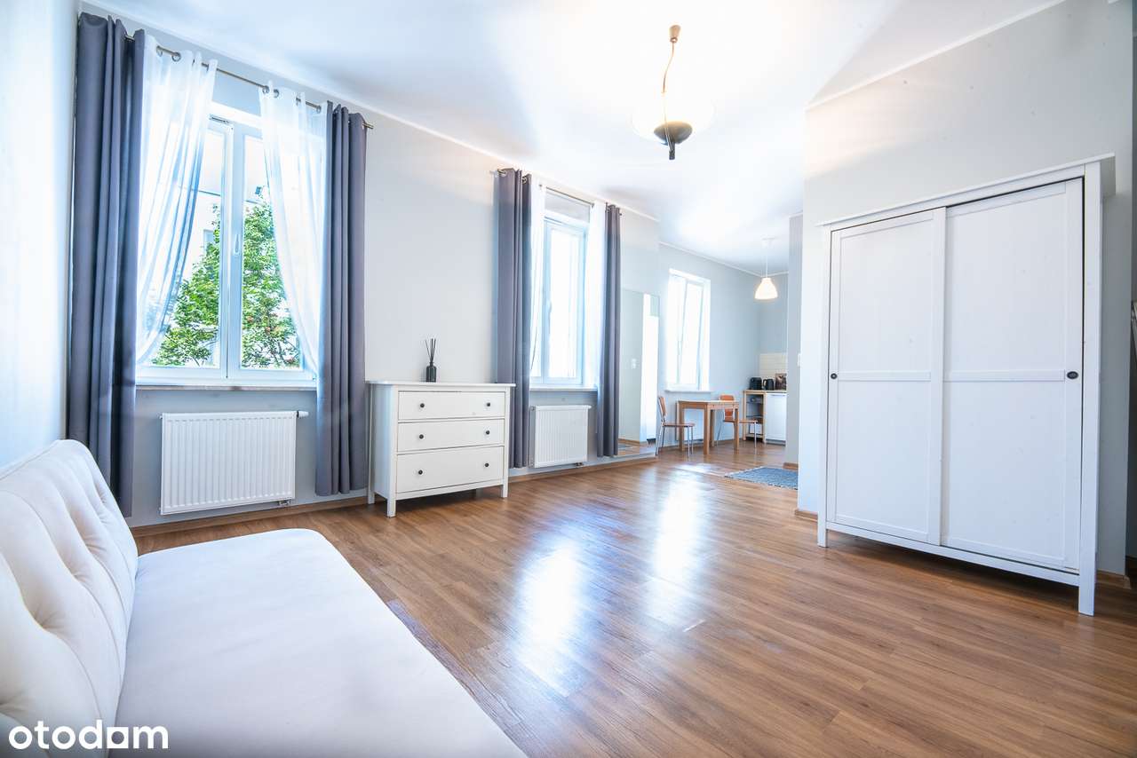 W zrewitalizowanej kamienicy w sercu Śródmieścia Warszawy.-3