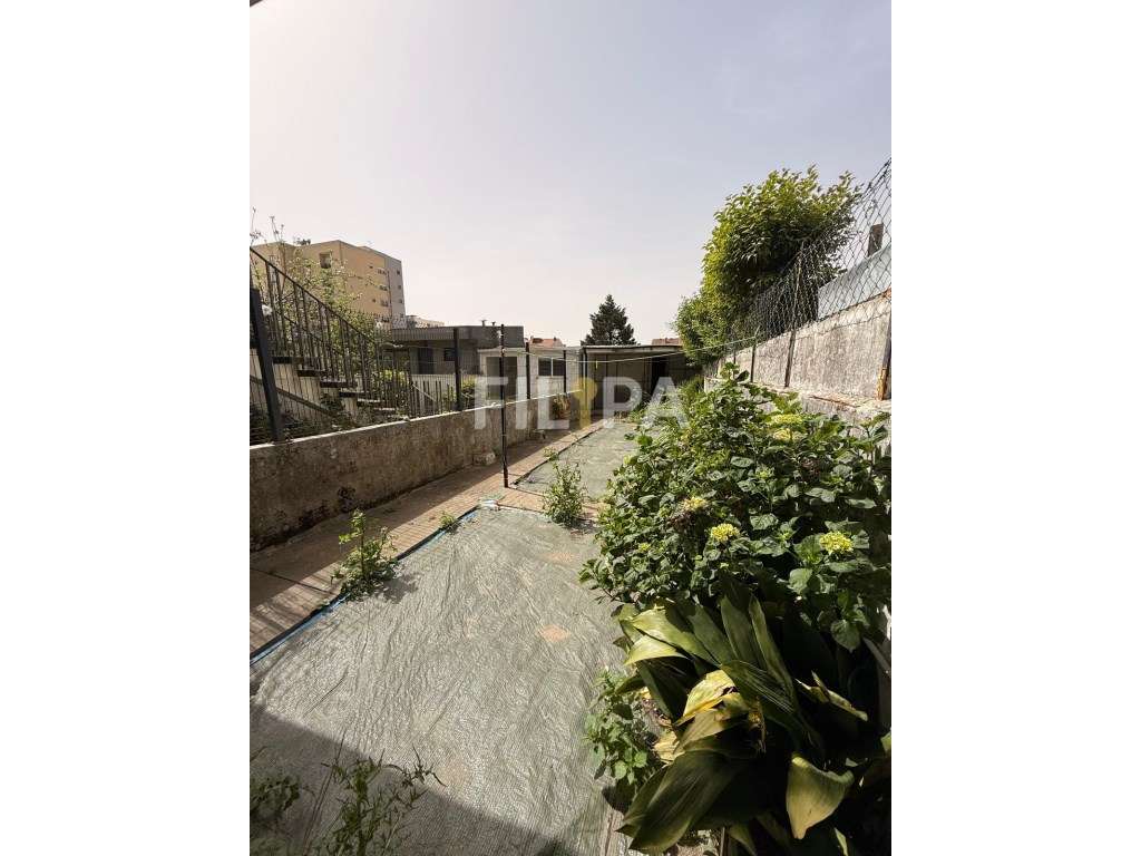 Andar-Moradia V3 com Jardim e Garagem - Paranhos, Porto-30