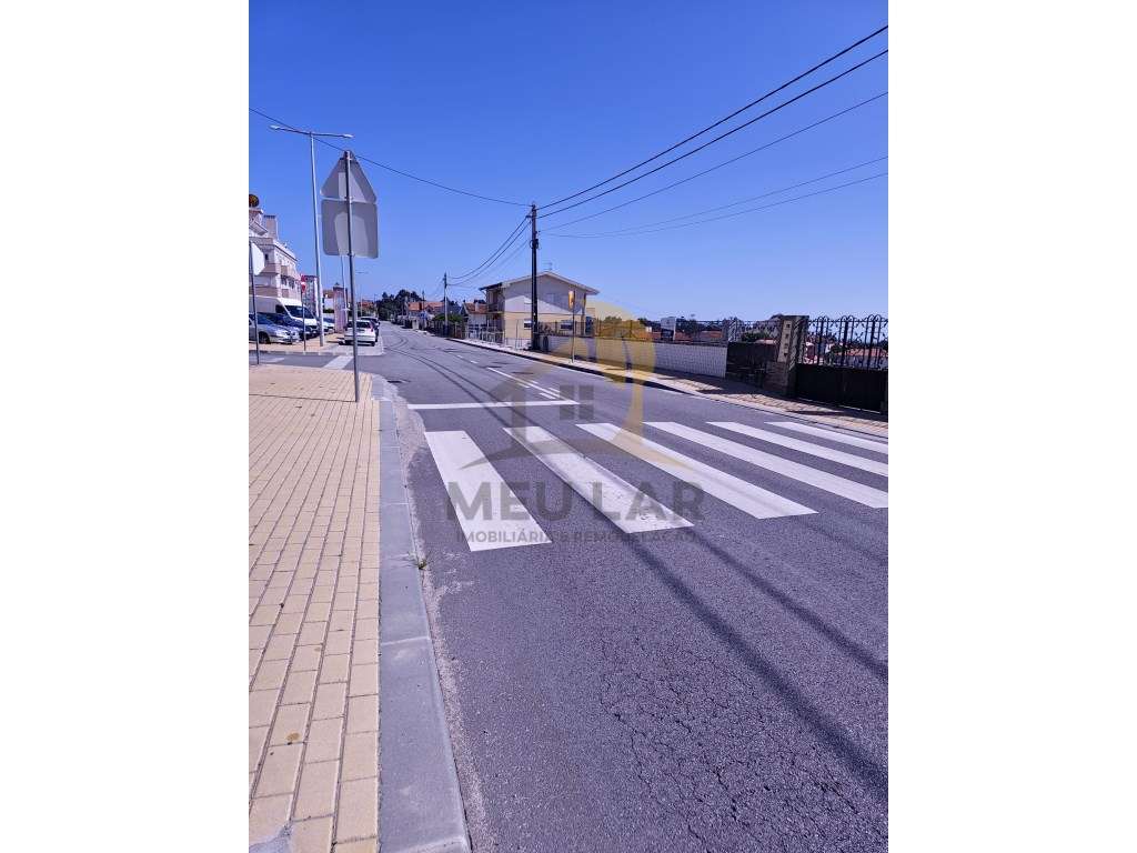 EXELENTE TERRENO PARA CONSTRUÇAO-9