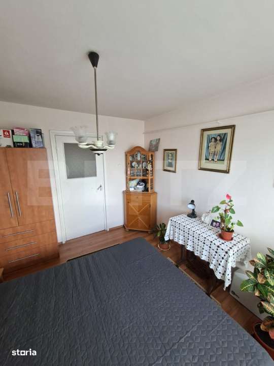 De vanzare – apartament spatios cu 3 camere, ideal pentru familie! - Imagine principală: 2/11