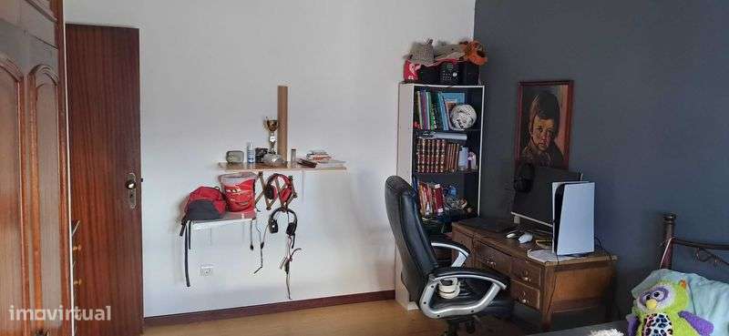 Vende-se Moradia - Grande imagem: 4/9