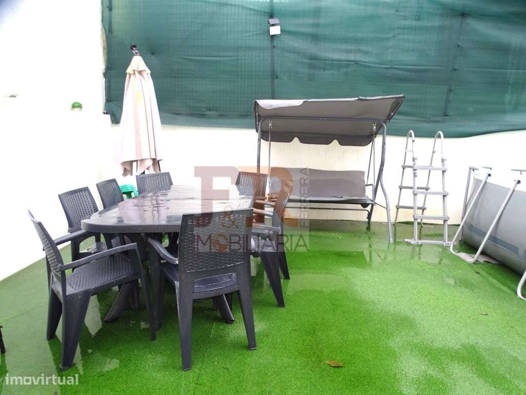 Moradia Geminada Duplex T3 Arrendamento, Fernão Ferro - Grande imagem: 4/50