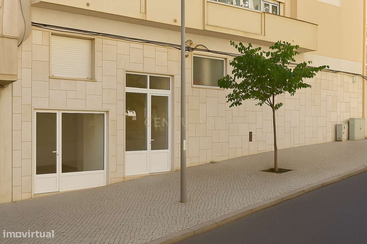 Espaço Comercial/Loja com montra em Benfica — junto à Estação CP | 150 - Grande imagem: 5/7