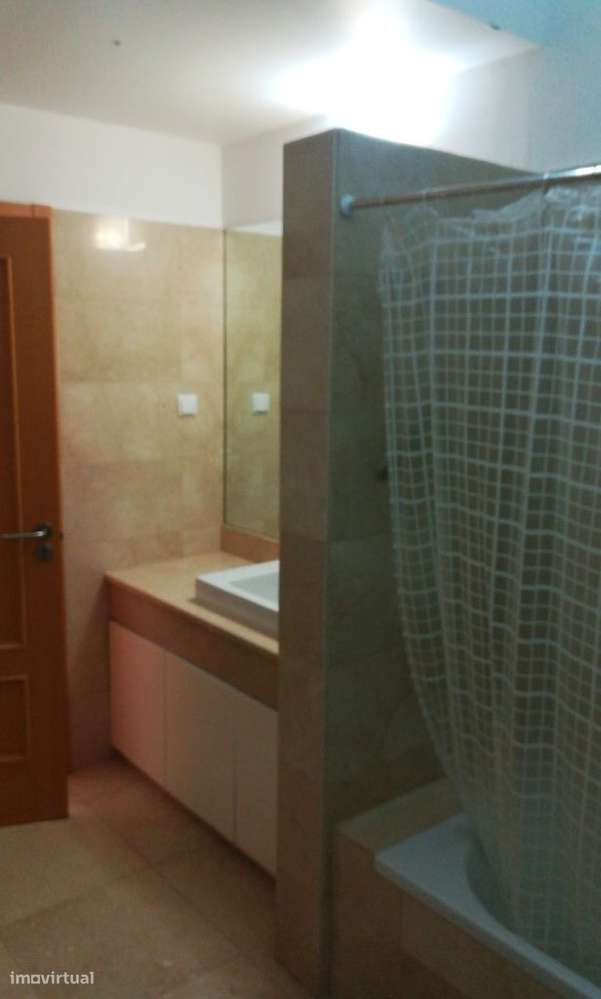 Fantástico apartamento T3, com boas áreas, Santa Luzia-26