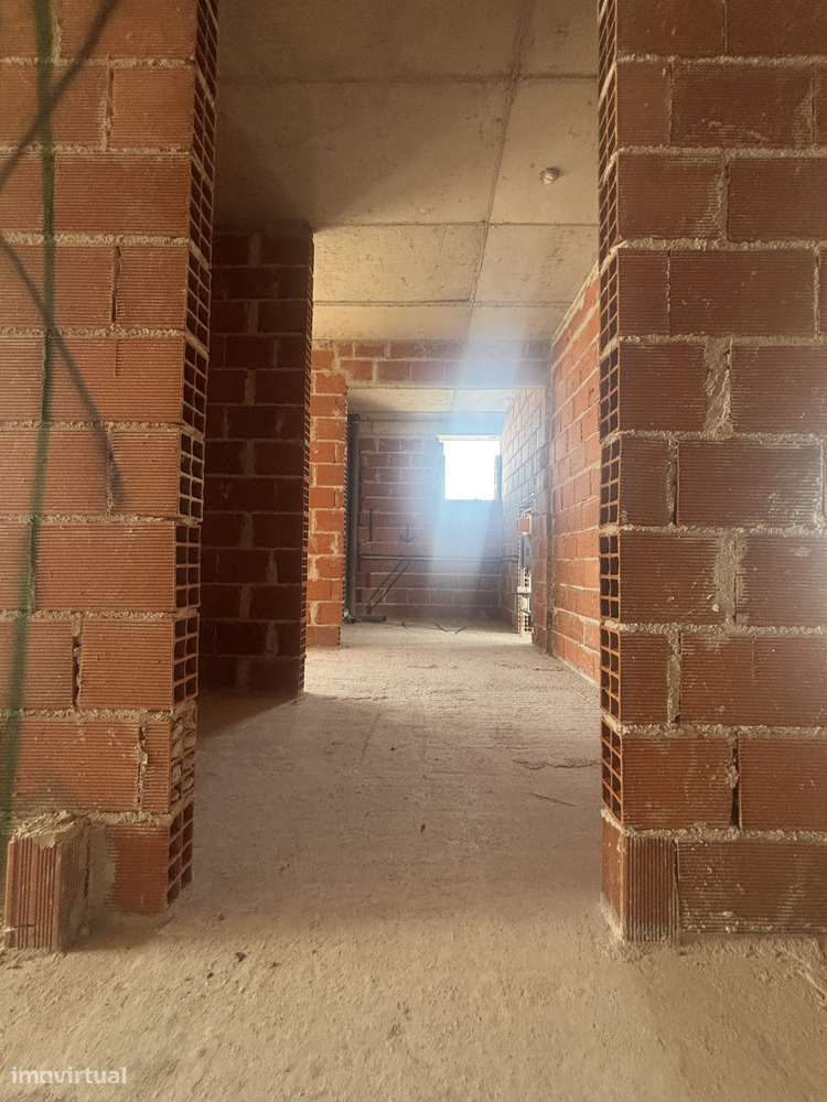 Excelente Apartamento T3 Novo em Pinhal Novo-15