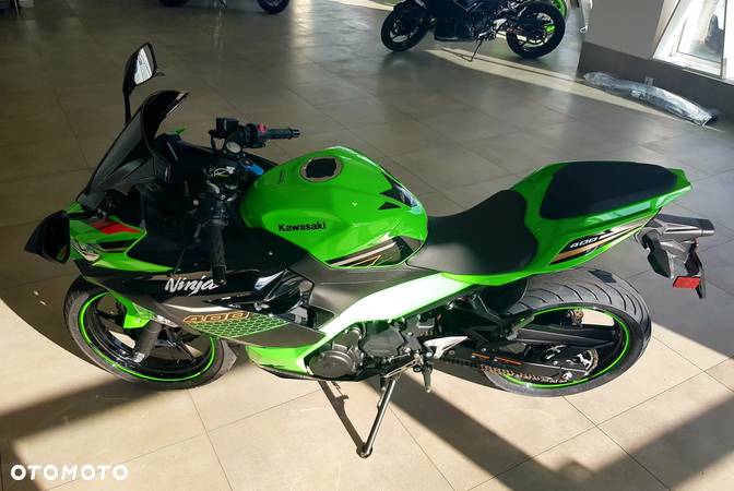 Kawasaki Ninja 400 - 14