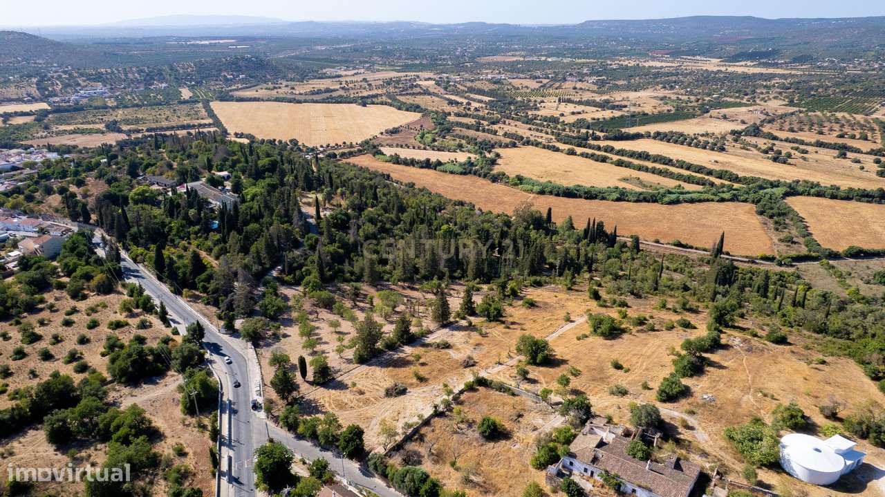 Terreno urbanizável de 6.440 m² em Paderne – Elevado potencial de dese-3