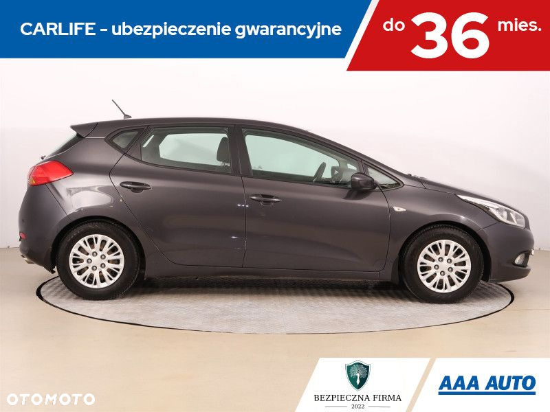 Kia Ceed - 7