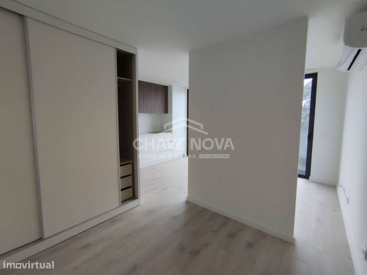 Apartamento, 35 m², São Mamede de Infesta e Senhora da Hora - Grande imagem: 4/16