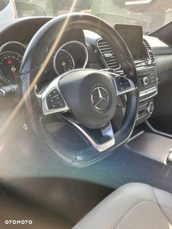 Mercedes-Benz GLE 350 d 4-Matic - 31