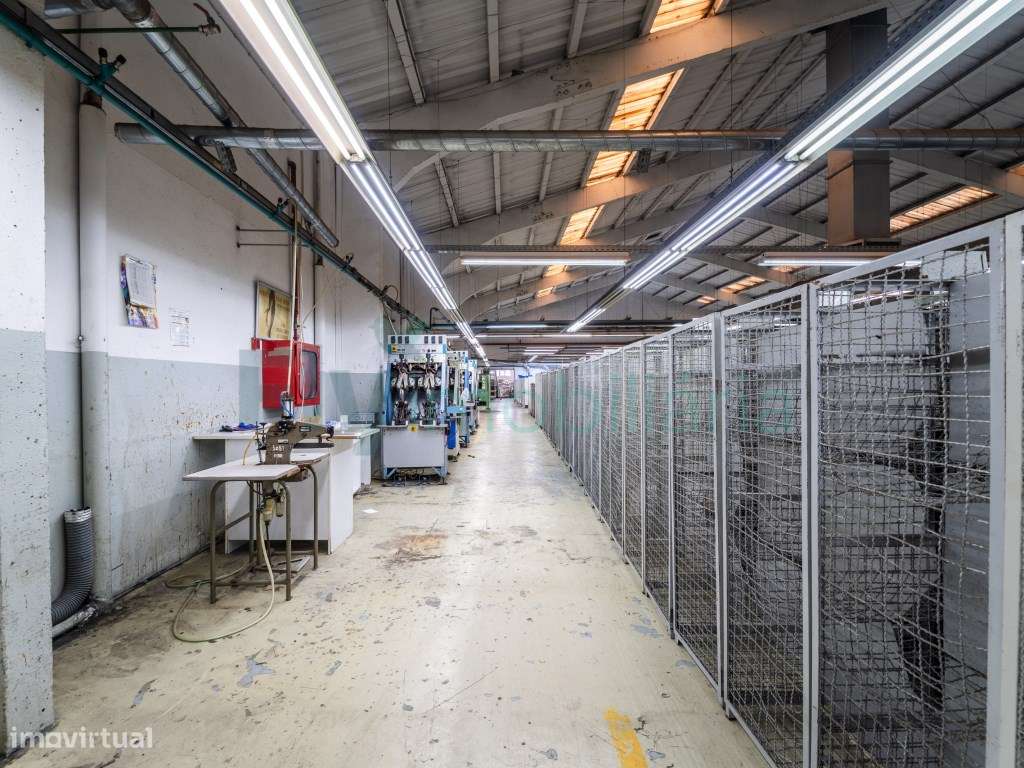Pavilhão Industrial em Felgueiras - Excelente Oportunidade de Inves...-19