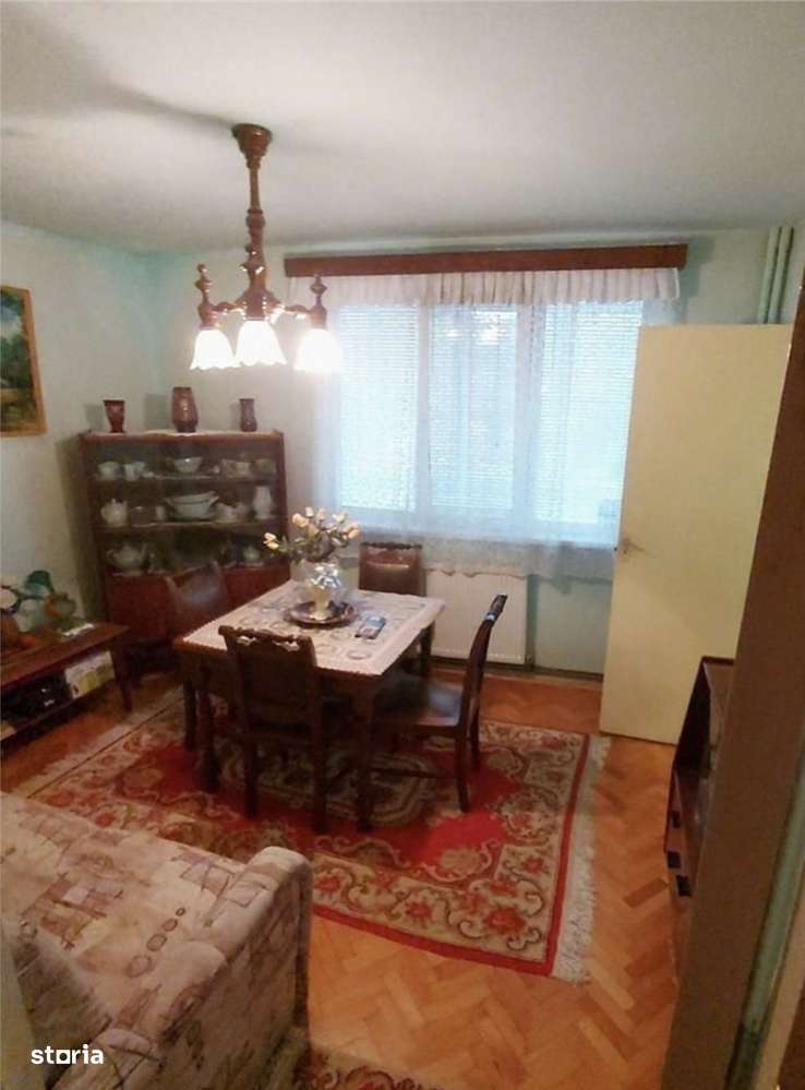 Apartament luminos cu 2 camere, zona Dambu-6