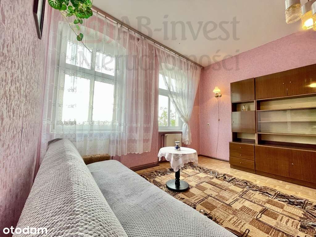 Dwupokojowe, jasne mieszkanie z pięknym widokiem.-1