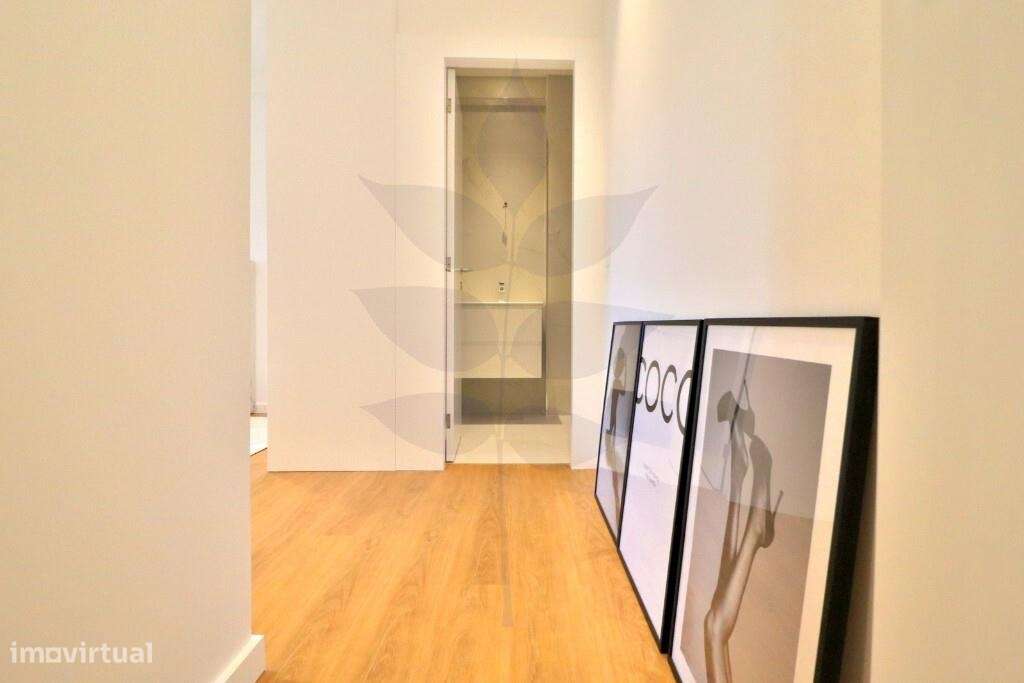 Venda apartamento T2 totalmente renovado em Maximinos-9