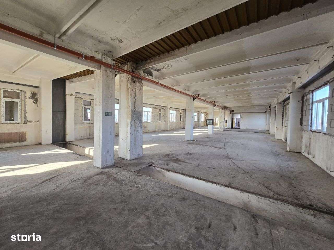 Imobil situat in Galati, P+2, Cartier Aurel Vlaicu, 2411 mp. - Imagine principală: 4/7