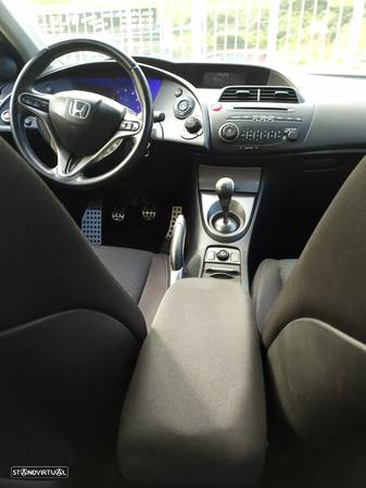 Honda Civic 1.4 i-VTEC Comfort - 28