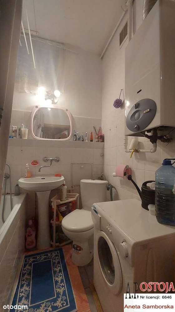 Kawalerka z balkonem blisko Sądów!-1